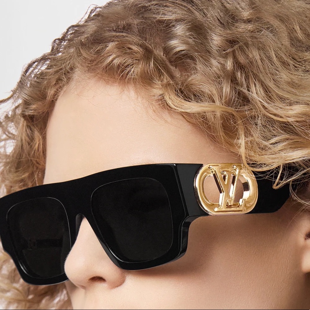 ✨ LOUIS VUITTON LINK SQUARE SUNGLASSES ✨